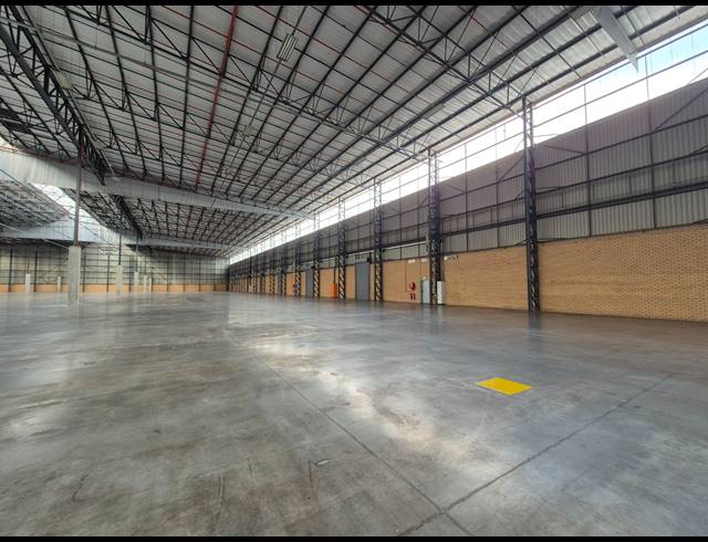 13,926M² WAREHOUSE TO LET IN GOSFORTH PARK